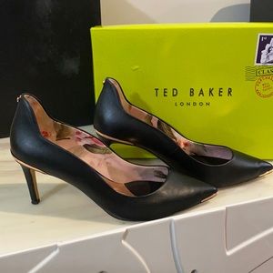 Ted Baker Pumps